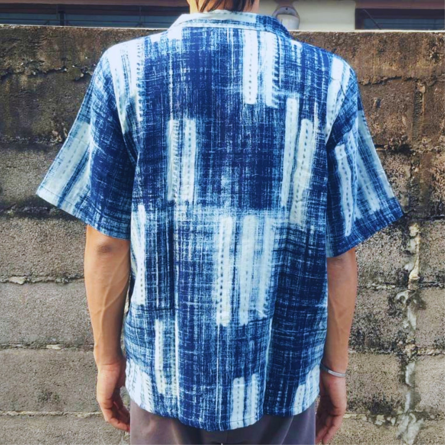 RAK MAE รักแม่ | COMFY HAWAIIAN COTTON SHIRT - TRIBAL BRUSH STROKE