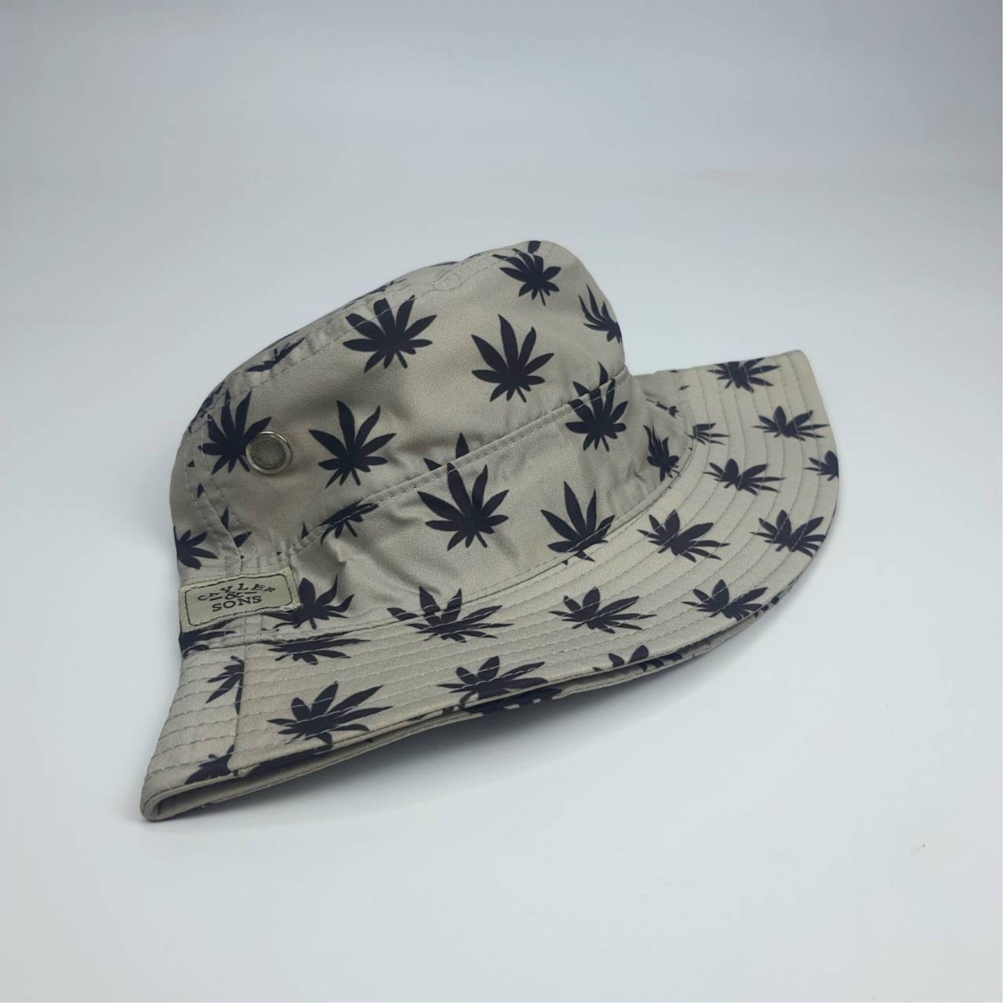 BUCKET CAYLER & SONS | PRINTS OF LEAVES