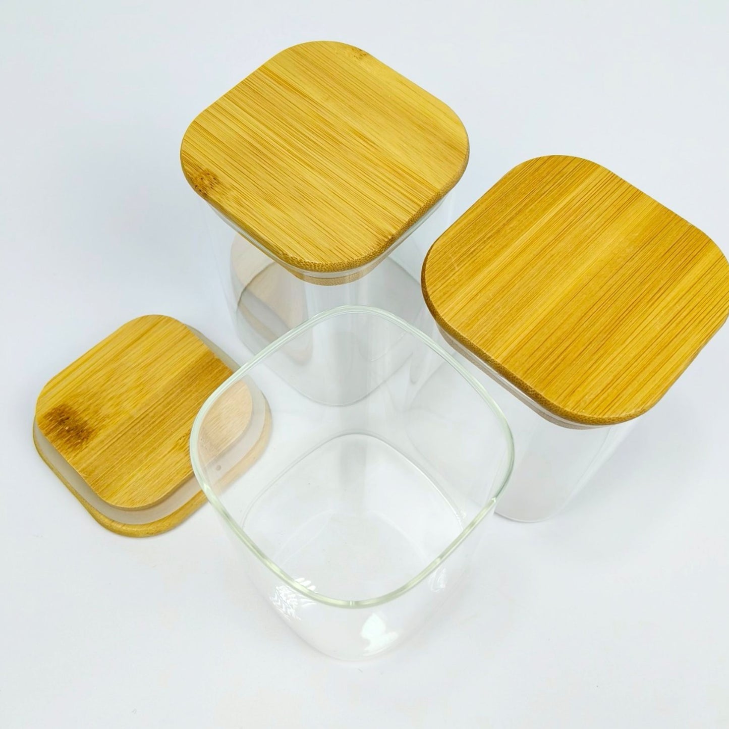 GLASS JAR | SQUARE GLASS JAR WITH WOODEN LID SIZE: 80 x 100MM - 500ML