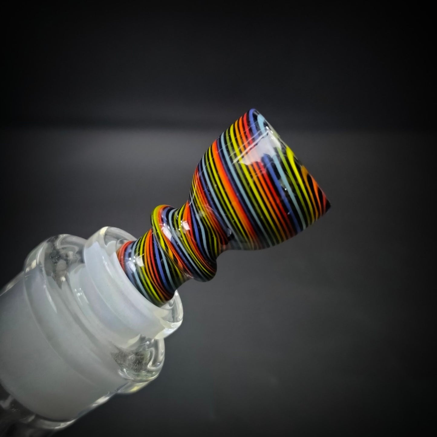 GLASS BOWL | TWISTY RETRO BOWL WITH HANDLE 14 MM