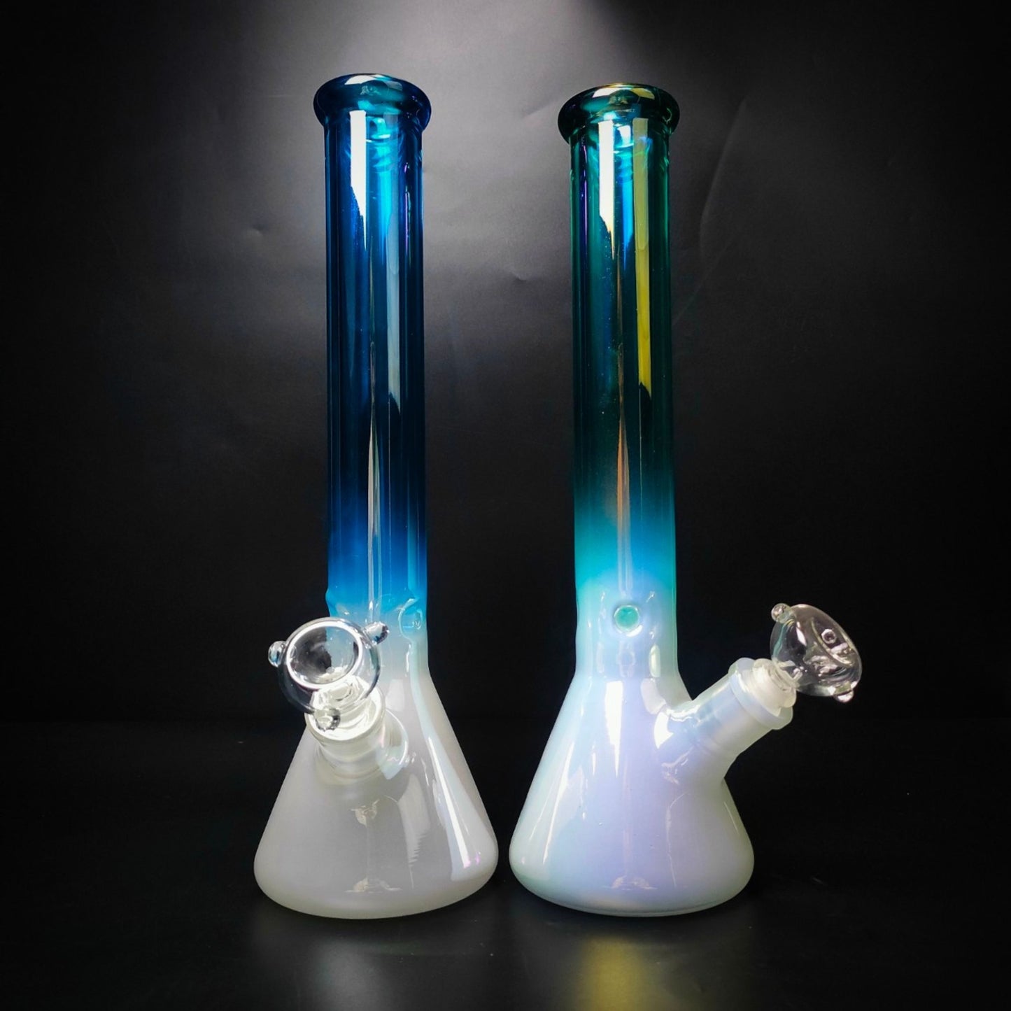 Glass Bong | HOLOGRAPHIC RAINBOW 16 INCH BEAKER