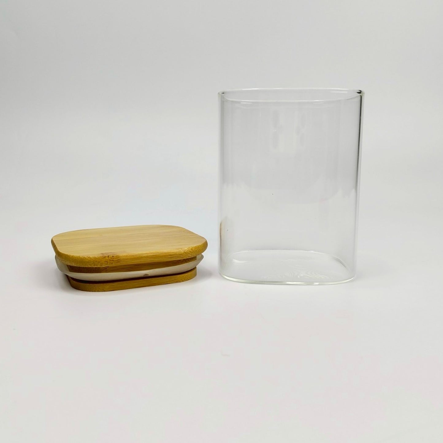 GLASS JAR | SQUARE GLASS JAR WITH WOODEN LID SIZE: 80 x 100MM - 500ML