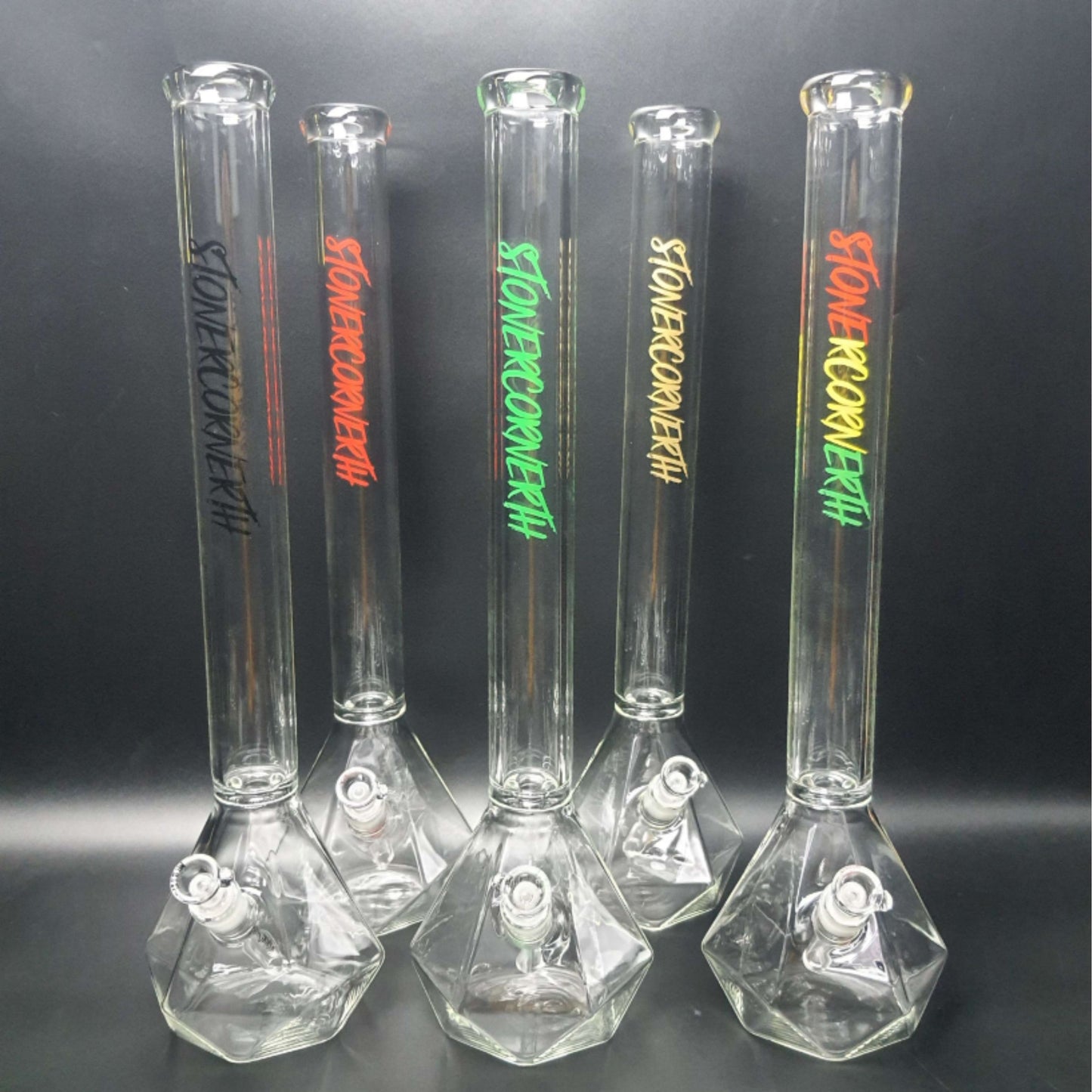 Glass Bong | STONERCORNERTH DIAMOND BONG 22 INCH