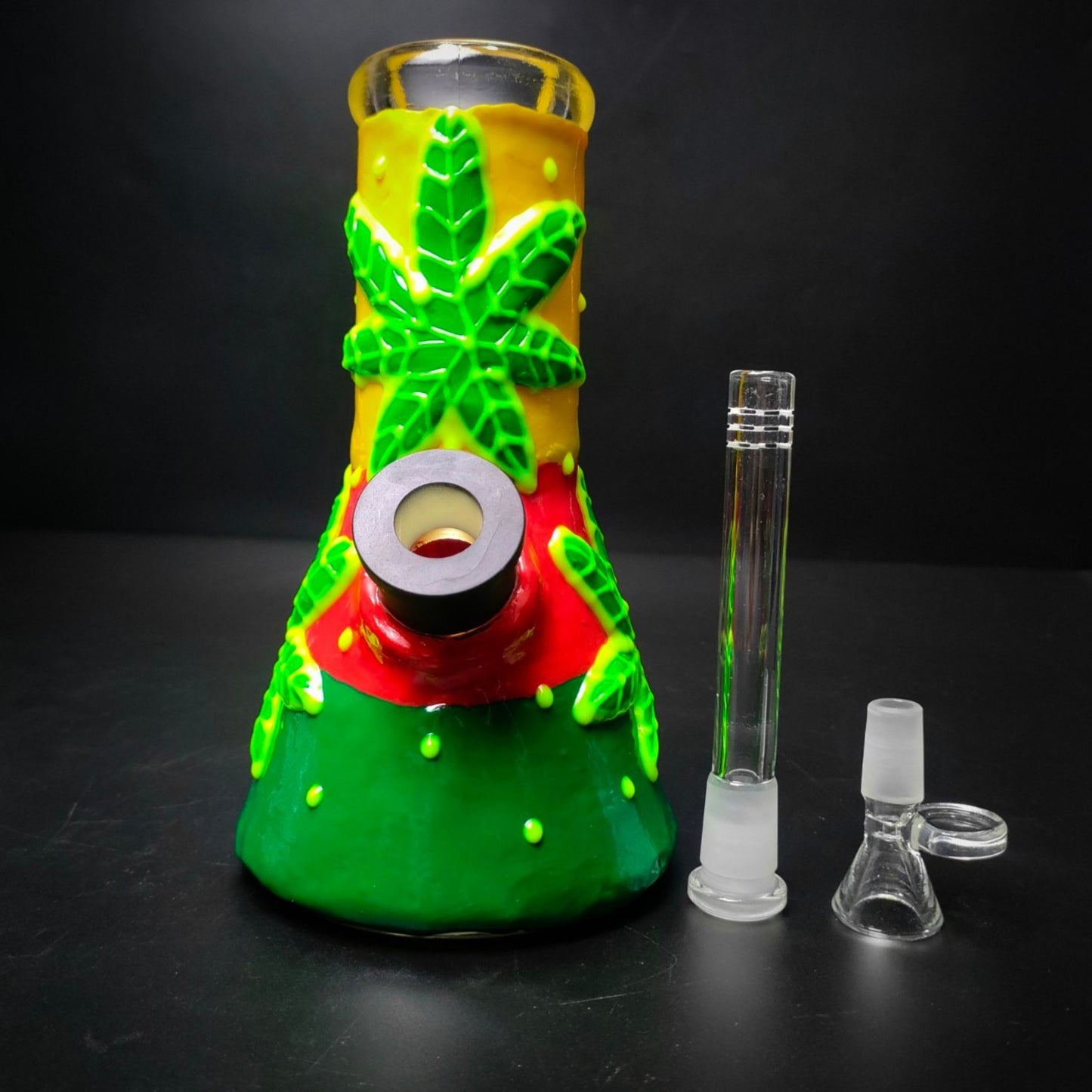 GLASS BONG | GLOW IN THE DARK 3 LEAVES MJ 3D 8 INCH