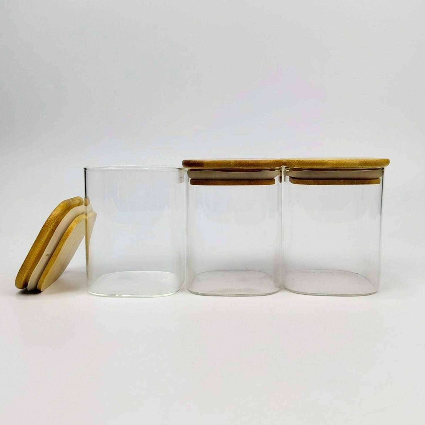 GLASS JAR | SQUARE GLASS JAR WITH WOODEN LID SIZE: 80 x 100MM - 500ML
