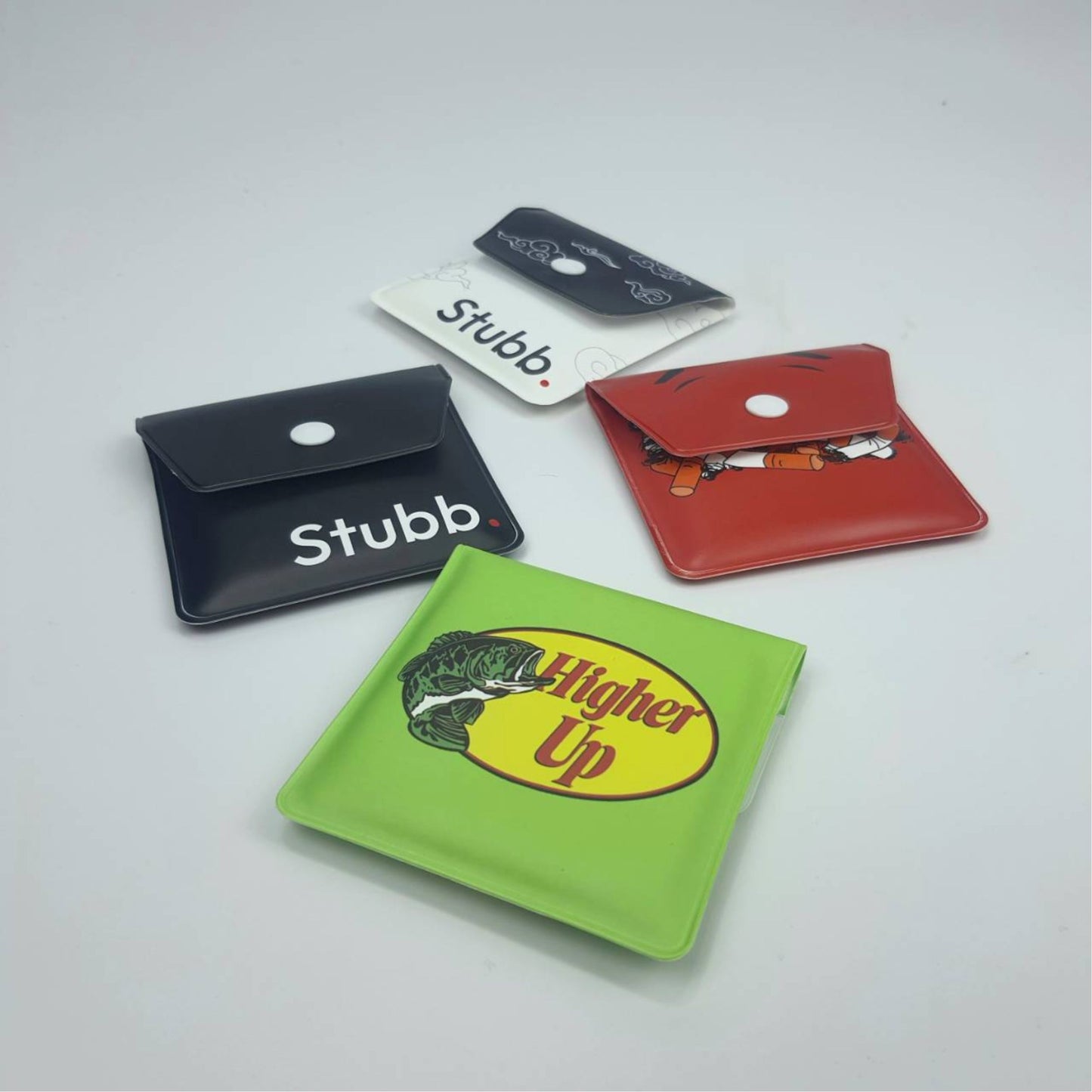 STUBB PORTABLE ASHTRAY POUCH SIZE : 8x8 CM