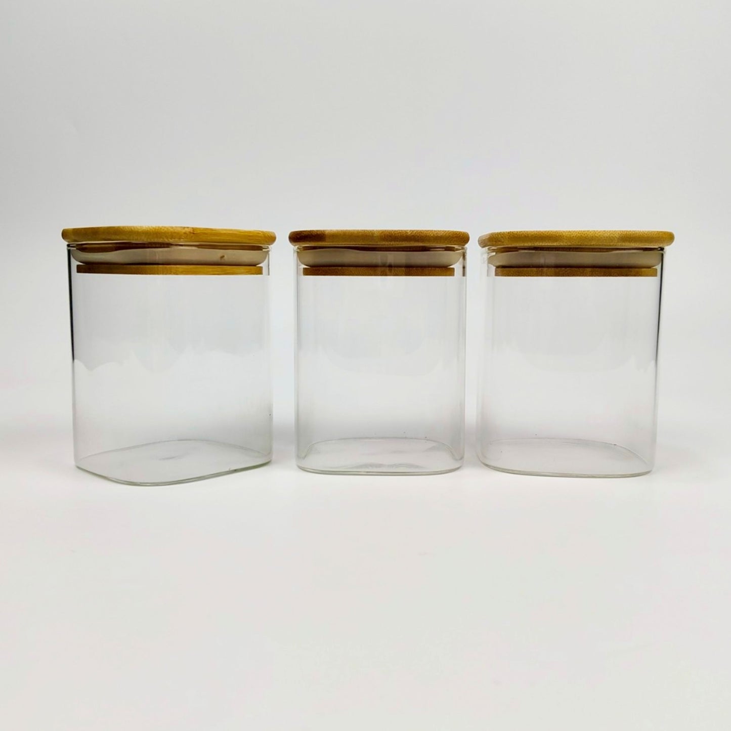 GLASS JAR | SQUARE GLASS JAR WITH WOODEN LID SIZE: 80 x 100MM - 500ML