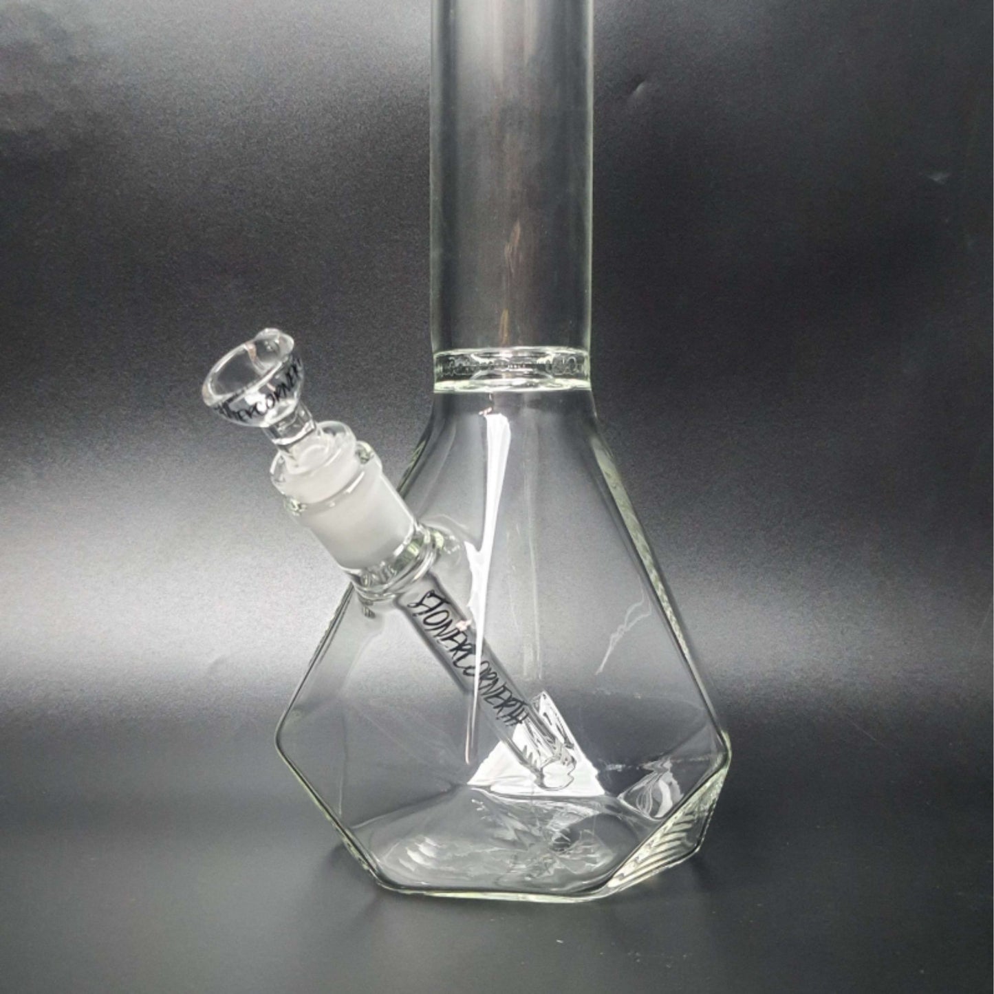 Glass Bong | STONERCORNERTH DIAMOND BONG 22 INCH