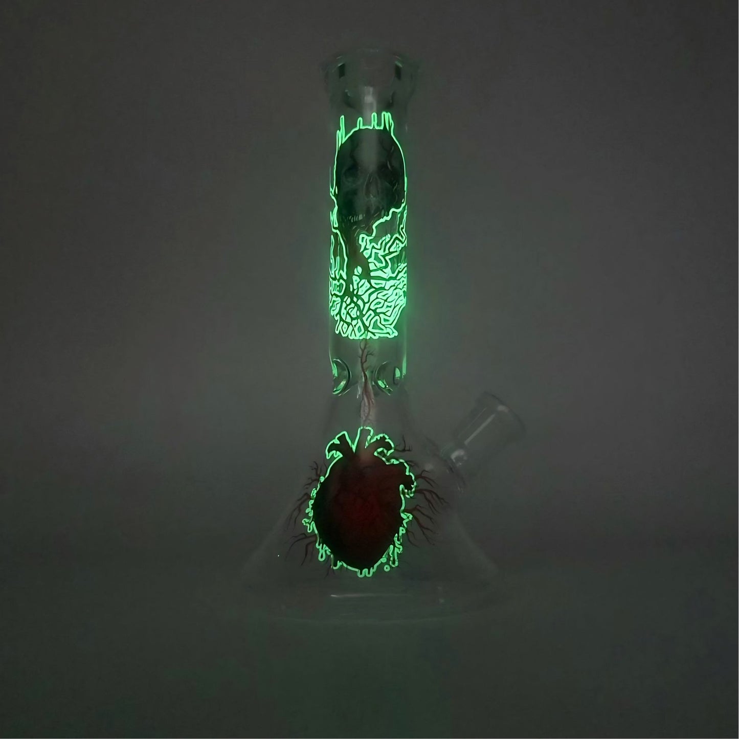 GLASS BONG | CRIMSON HEART GLOW IN THE DARK BEAKER 9INCH 5MM THICKNESS