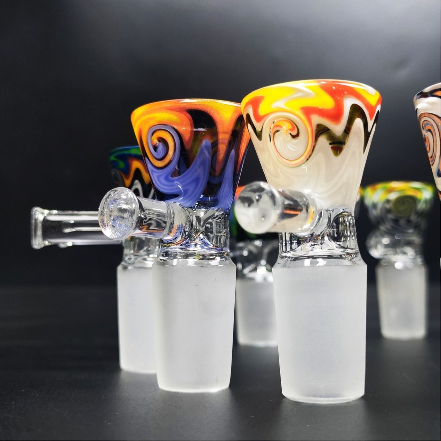 GLASS BOWL | DAZED WITH HANDLE BAR 18MM