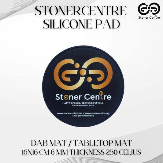 SILICONE | STONERCENTRE SILICONE PAD 16x16CM 6MM THICKNESS 250 CELIUS HEAT RESISTANCE & SHOCK ABSORBANT SINGLE - SIDED HONEYCOMB DAB MAT