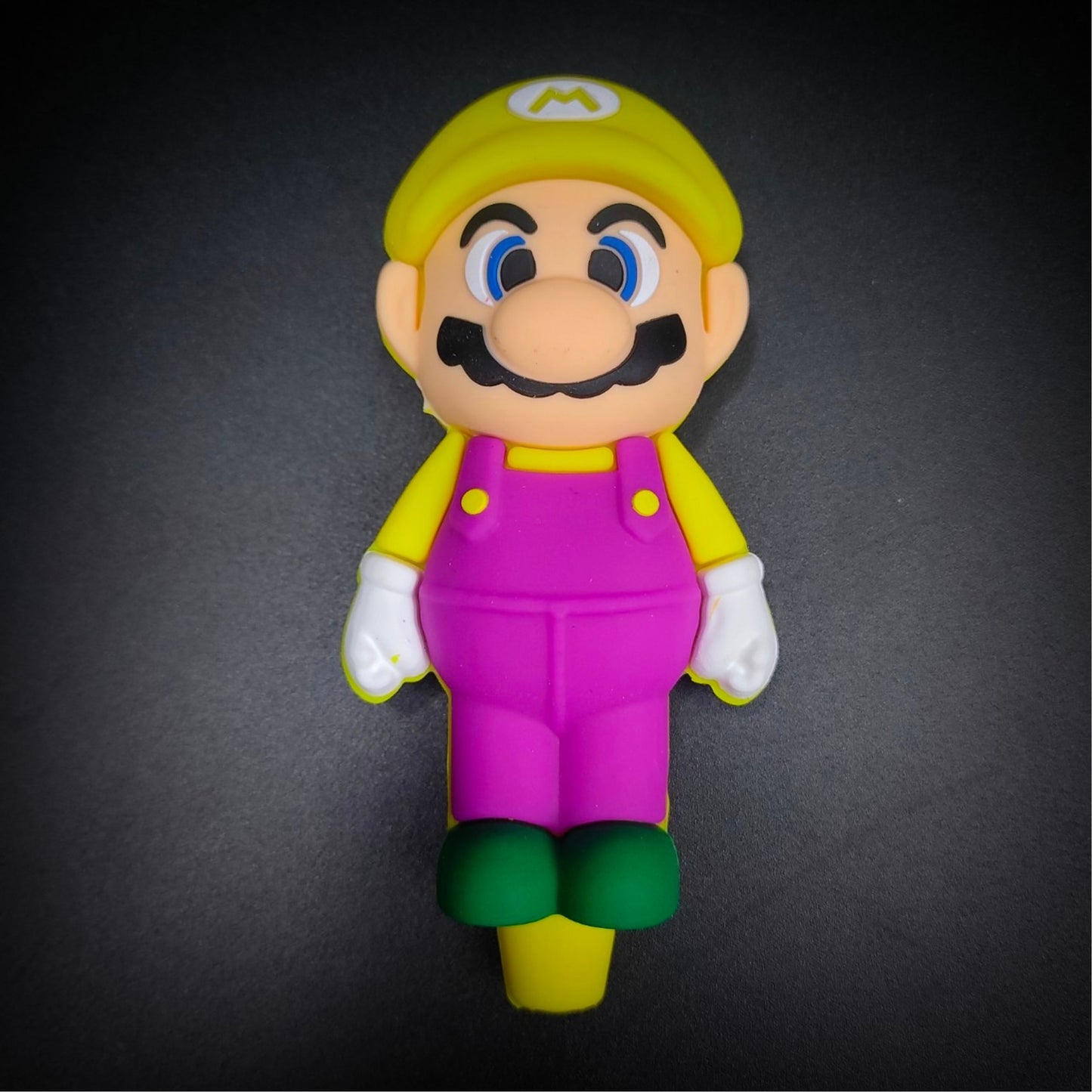 PIPE | PHOENIX MARIO SILICONE PIPE 4 INCH