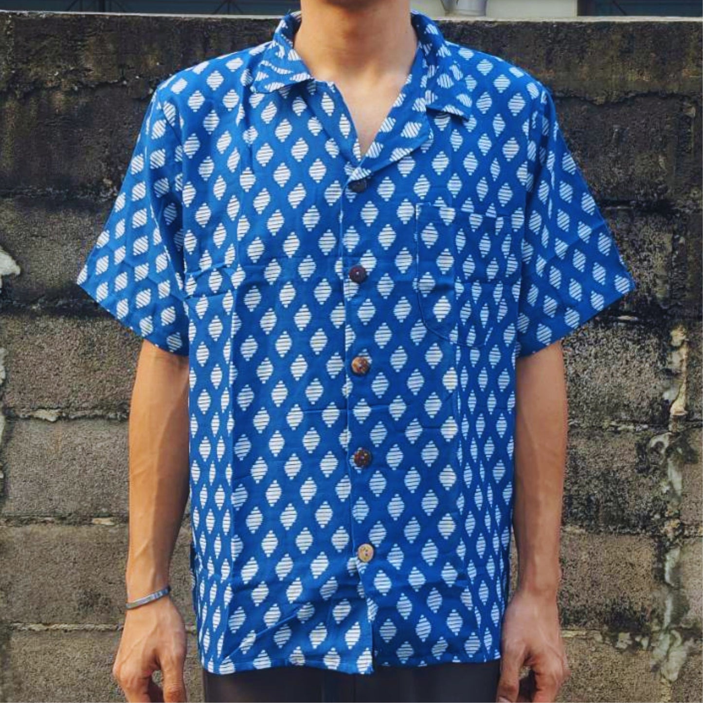 RAK MAE รักแม่ | COMFY HAWAIIAN COTTON SHIRT - DEW DROP PATTERN