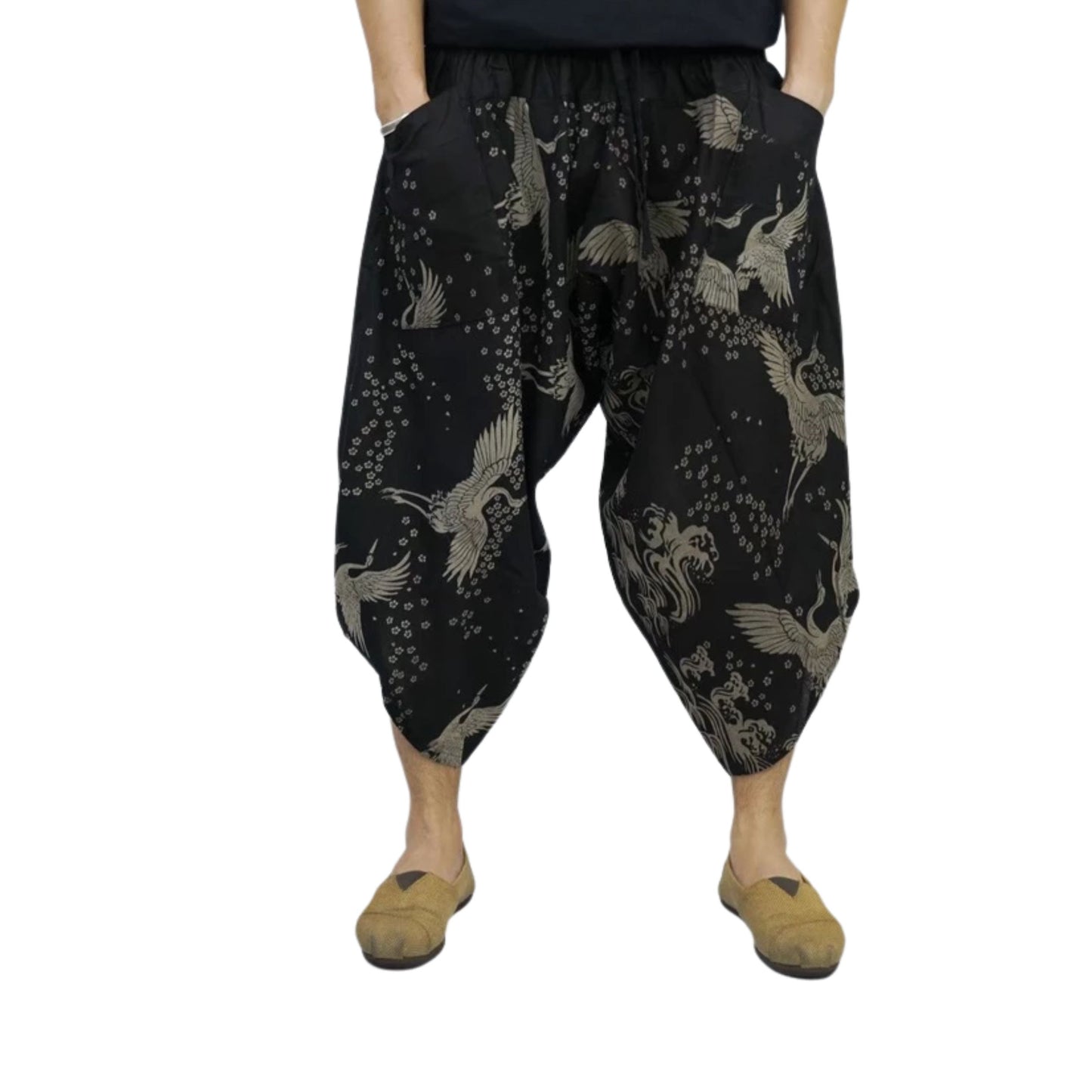 RAK MAE รักแม่ | COMFY CHIANG MAI COTTON JOGGER SHORTS PANTS (SAMURAI FINISH) - BLACK CRANE & SAKURA (REGULAR SIZE)