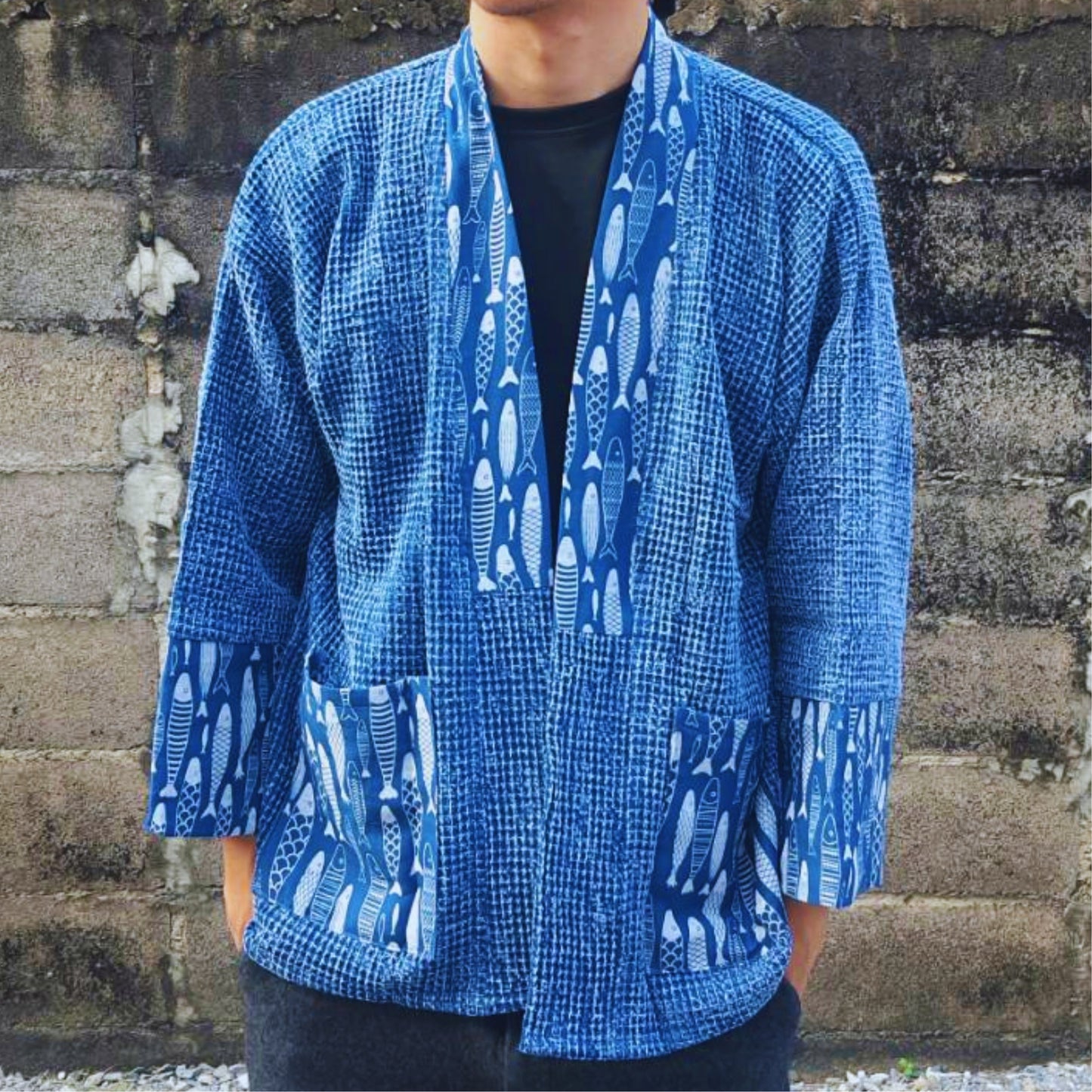 RAK MAE รักแม่ | COMFY SLIM - FIT KIMONO HONEYCOMB PATTERN COTTON ROBE - BLUE FISH STRIPE (FREESIZE)
