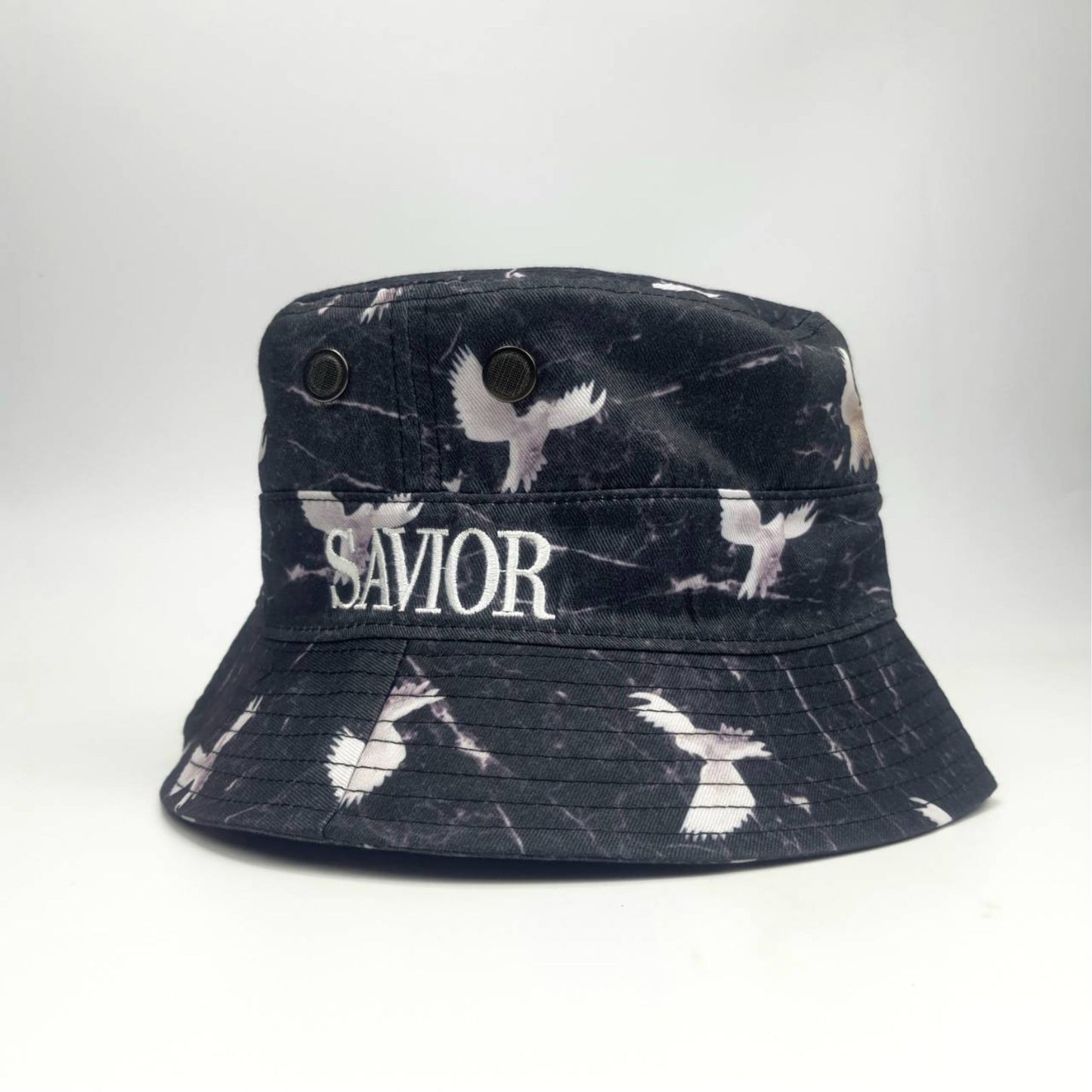 BUCKET CAYLER & SONS | SAVIOR