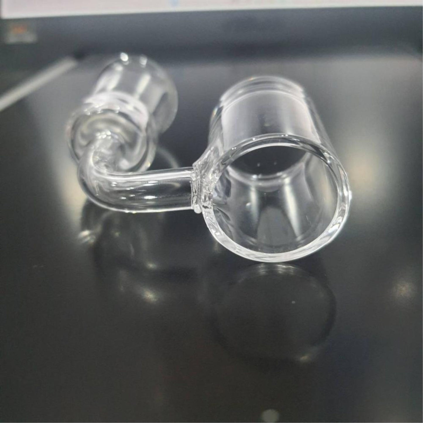 GLASS BOWL | QUARTZ BANGER BOWL - FEMALE CUP 18MM 90 DEGREE | BIG CUP