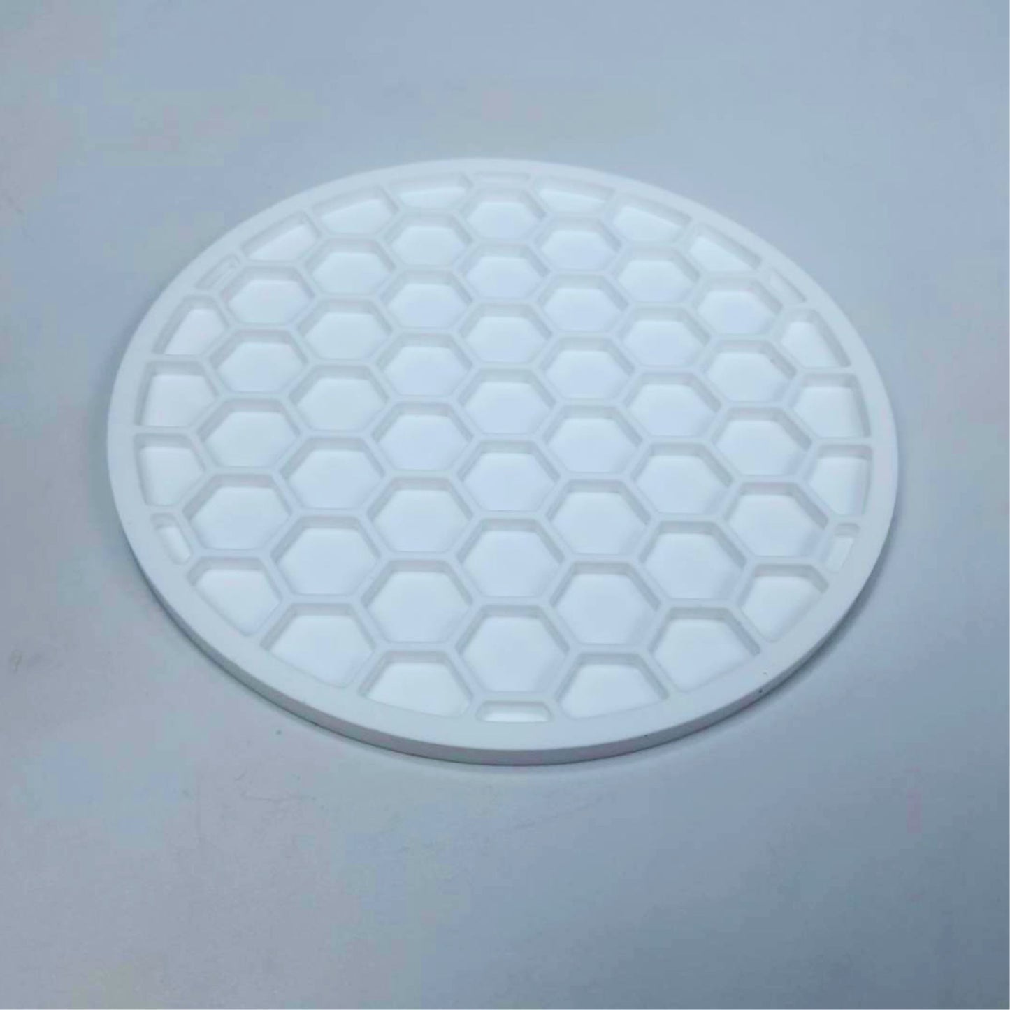 SILICONE | BUDRENA SILICONE PAD 16X16CM 6MM THICKNESS 250 CELIUS HEAT RESISTANCE & SHOCK ABSORBANT SINGLE - SIDED HONEYCOMB DAB MAT