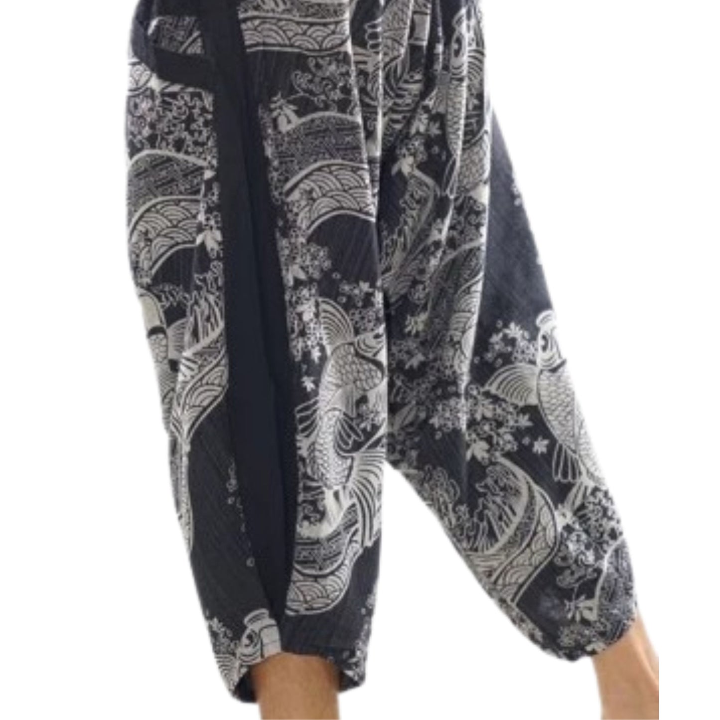 RAK MAE รักแม่ | COMFY CHIANG MAI COTTON JOGGER SHORTS PANTS (SAMURAI FINISH) - BLACK KOI & SAKURA (REGULAR SIZE)