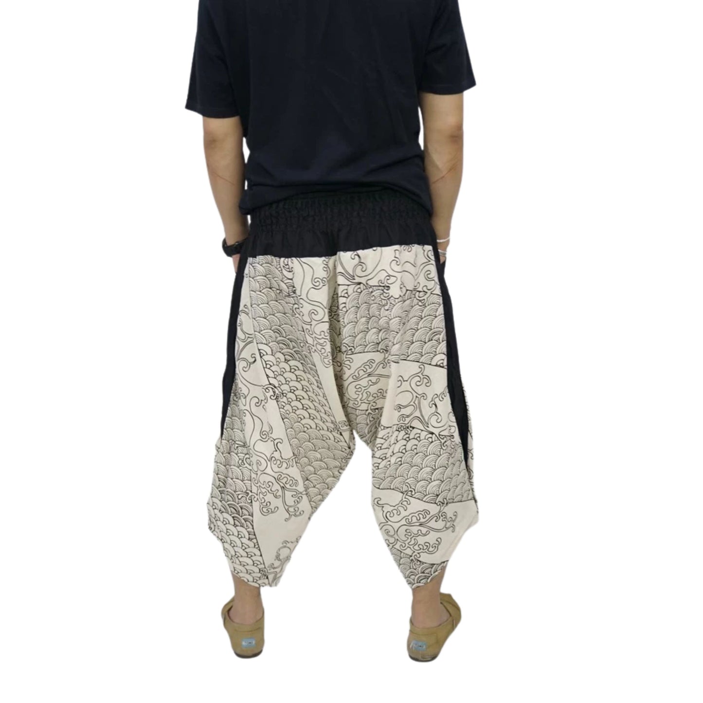 RAK MAE รักแม่ | COMFY CHIANG MAI COTTON JOGGER SHORTS PANTS (SAMURAI FINISH) - WHITE OCEAN (REGULAR SIZE)