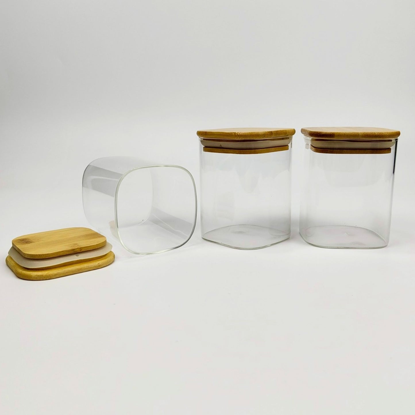 GLASS JAR | SQUARE GLASS JAR WITH WOODEN LID SIZE: 80 x 100MM - 500ML