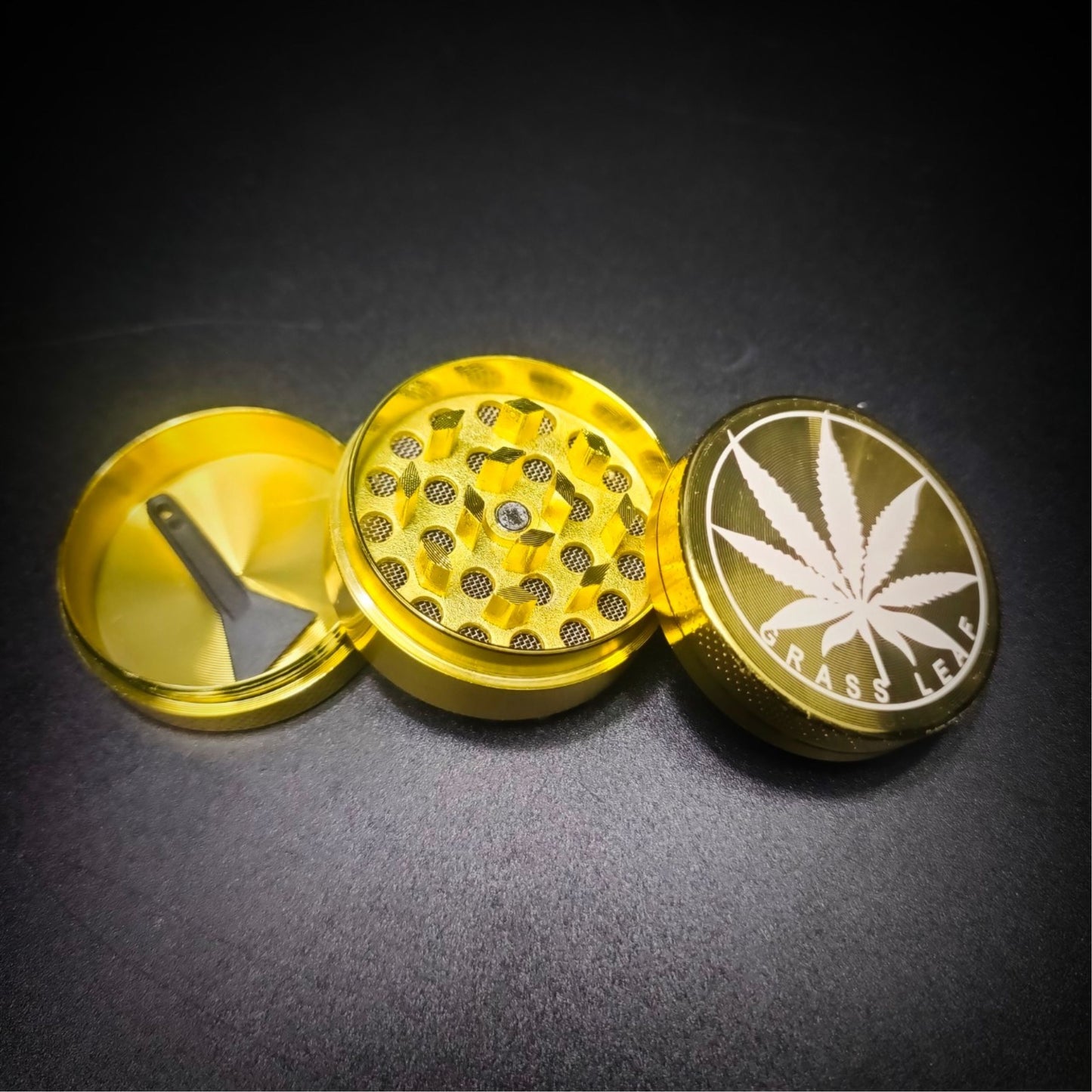 GRINDER | MJ LEAF METAL GOLD GRINDER 3 LAYERS