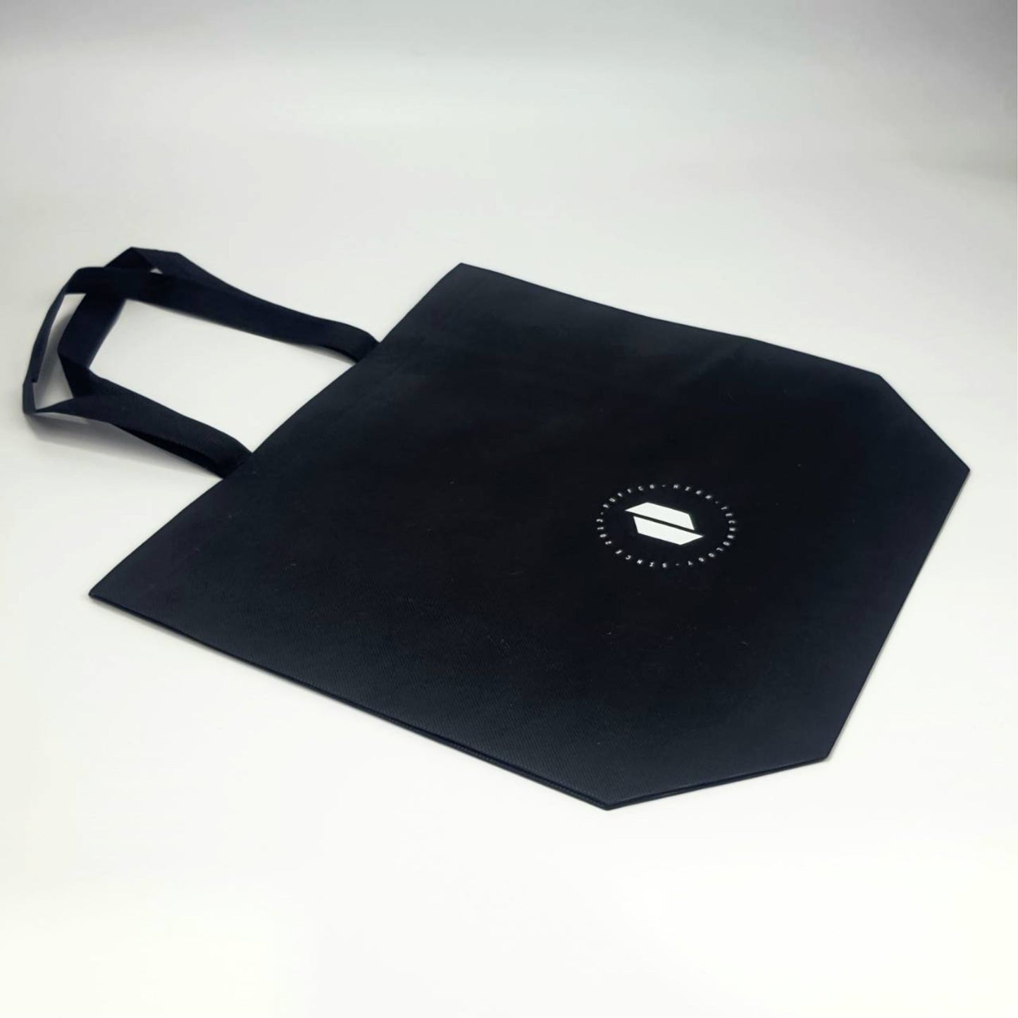 PUFFCO | SPUNBOND CLOTH BAG | กระเป๋าผ้าสปันบอนด์