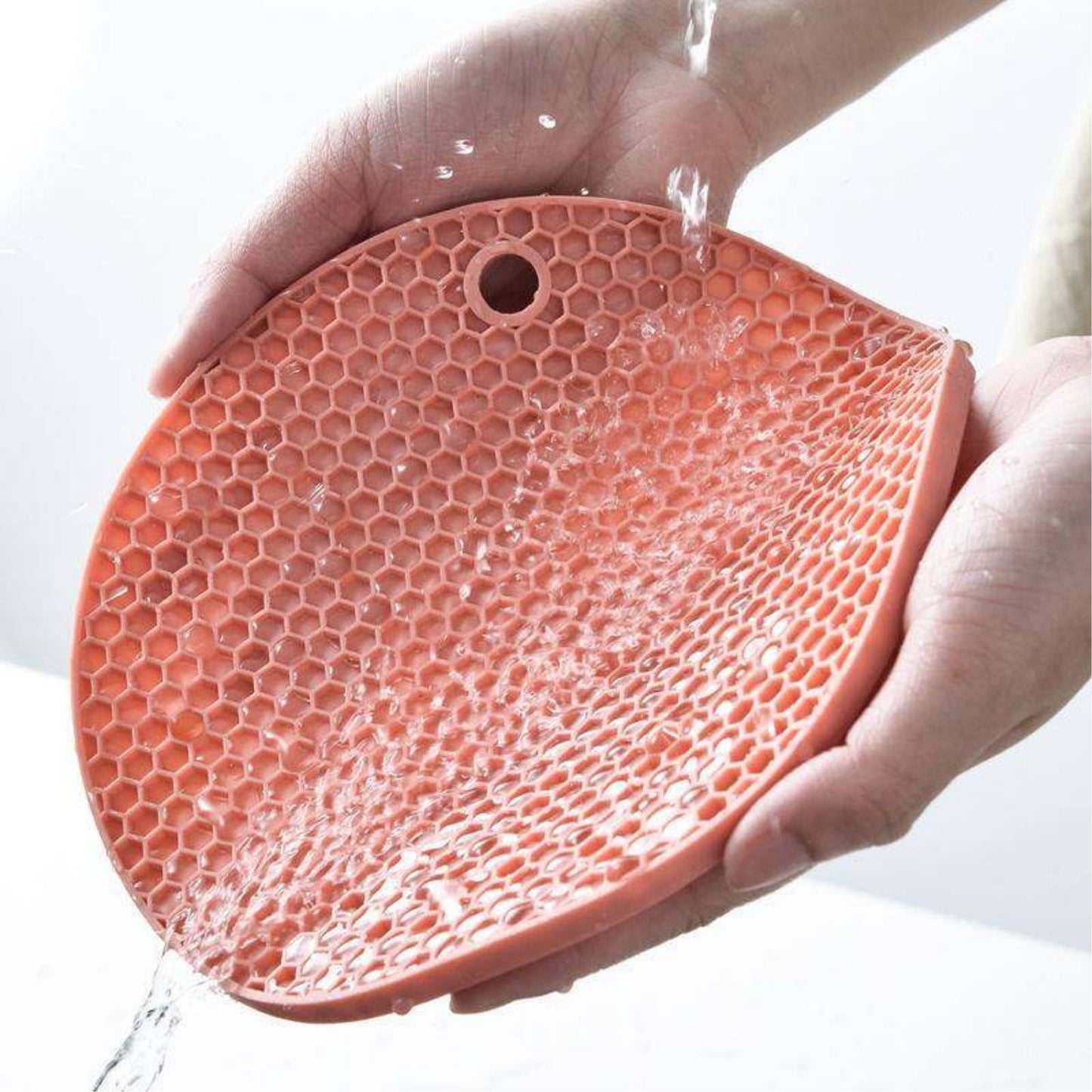 SILICONE PAD HEDAT RESISTANCE PAD HONEYCOMB STRCTURE 18X18X0.8CM THICK