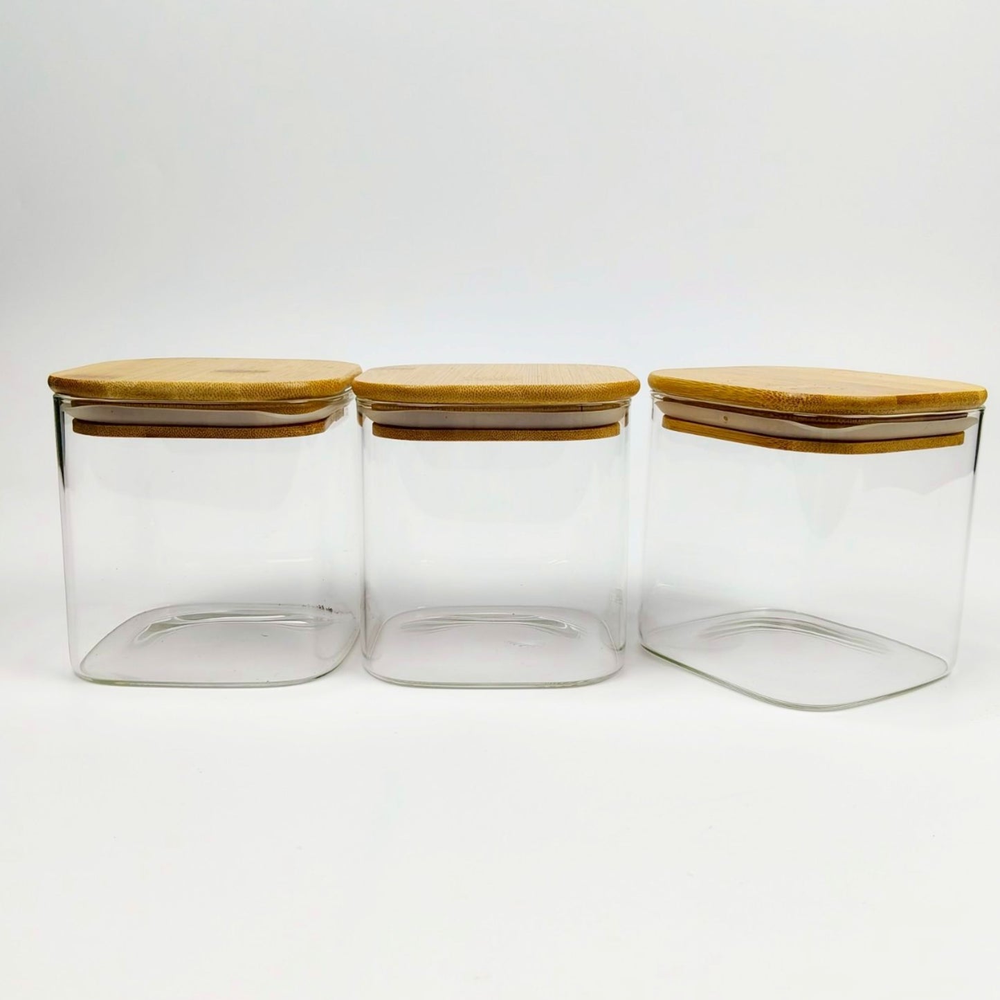 GLASS JAR | SQUARE GLASS JAR WITH WOODEN LID SIZE: 100 x 100MM - 700ML